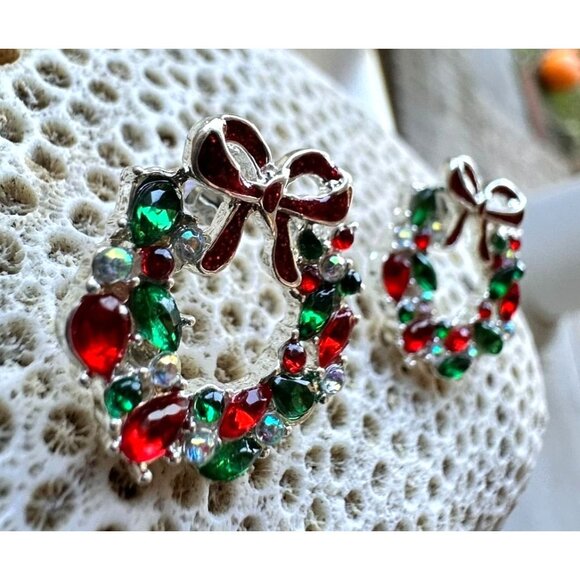 Christmas Wreath Earrings New Red Green Clear Crystals Posts Festive Bow… - Picture 8 of 12